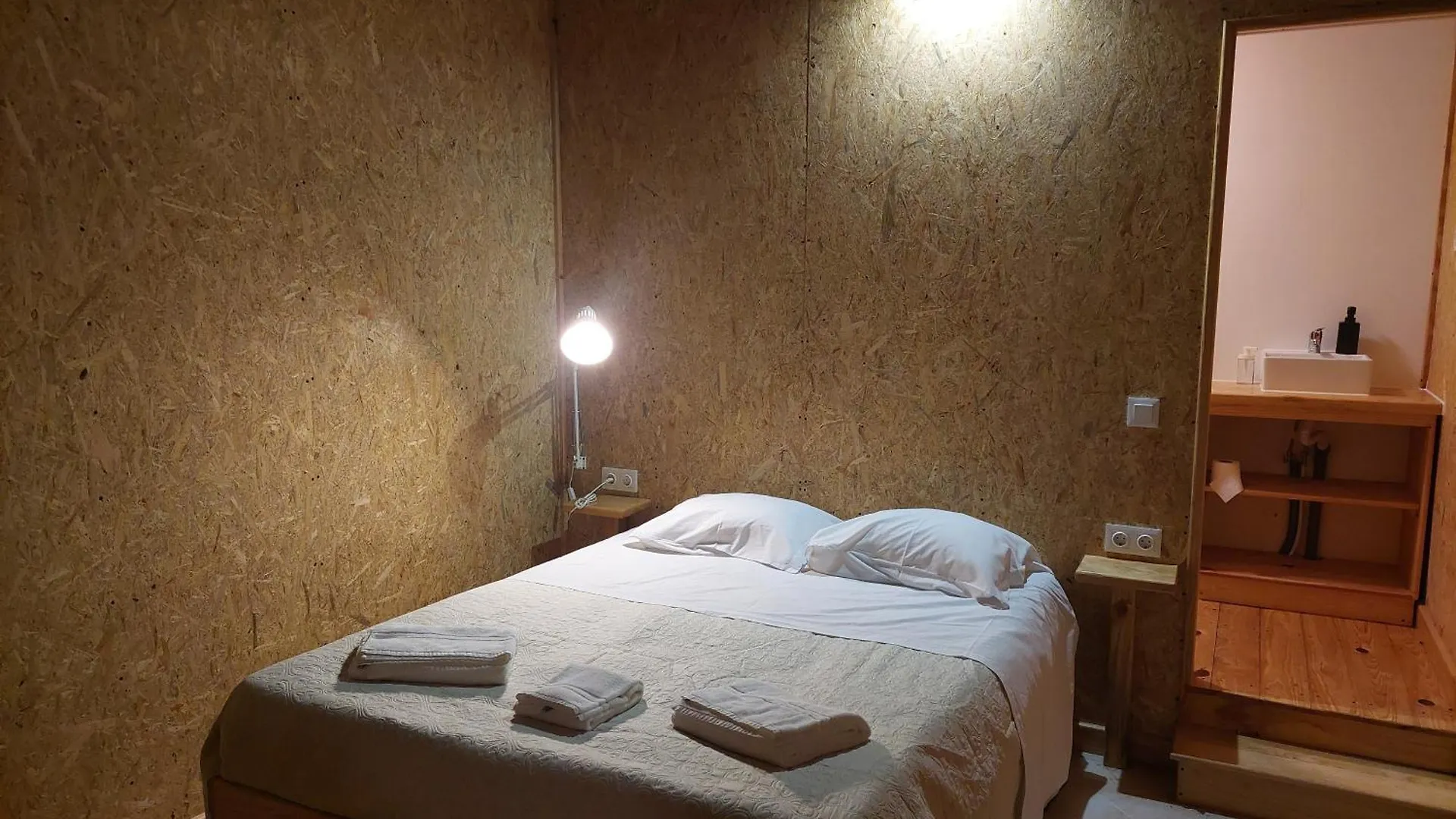 Sleep Shop Carnaxide Hotel
